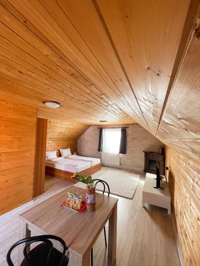 Bancu Somogyi Vendeghaz B&B 외부 사진